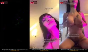 Pinki’ye Sakso Çekip Penis Almış